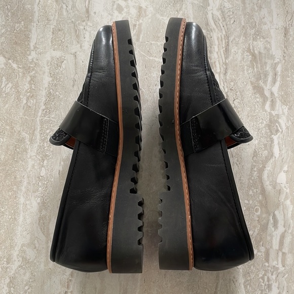 Halogen Nordstrom Black Snakeskin Leather Loafers size 6.5 - Picture 3 of 9